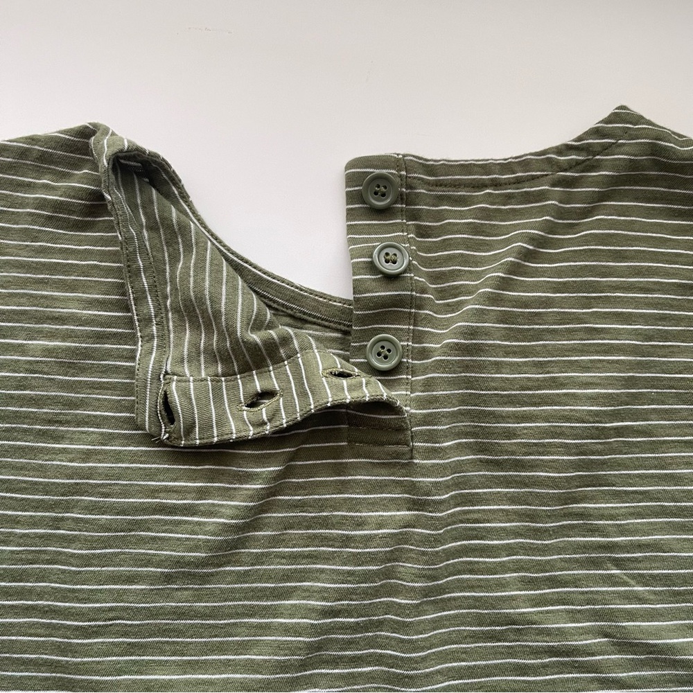 Talbots Olive Green White Pin Striped Pocket Tee Coastal Quiet Luxury Minimalist - Picture 9 of 10